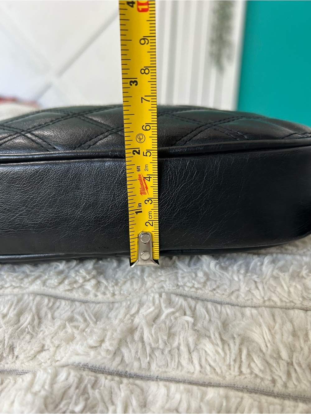 Remo Crossbody Bag with Chain Strap - Picture 8 of 10